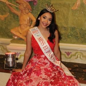 Meet your Posher, Adriana